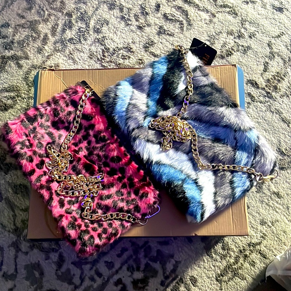 Faux fur shoulder bags
